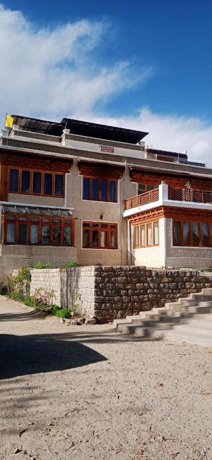 Lhardak Home Stay Leh Exterior foto