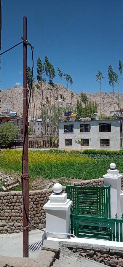 Lhardak Home Stay Leh Exterior foto